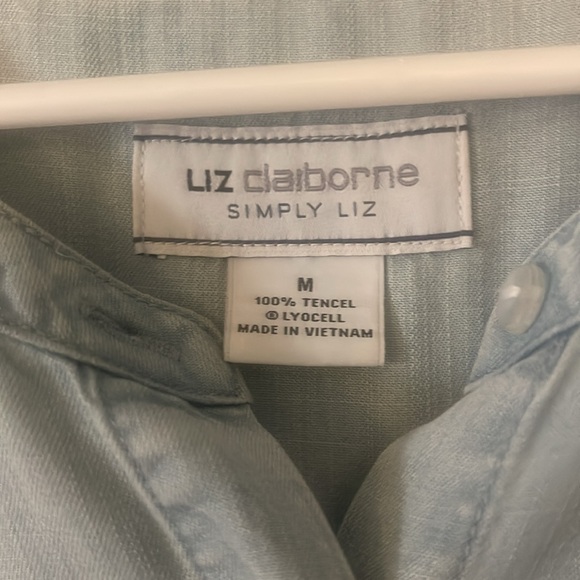 Liz Claiborne Dress.           Size M - Picture 2 of 3